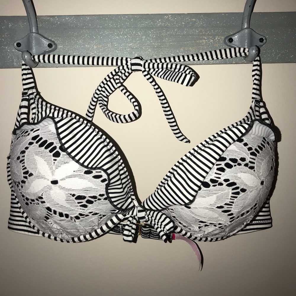 Victoria’s secret swim top